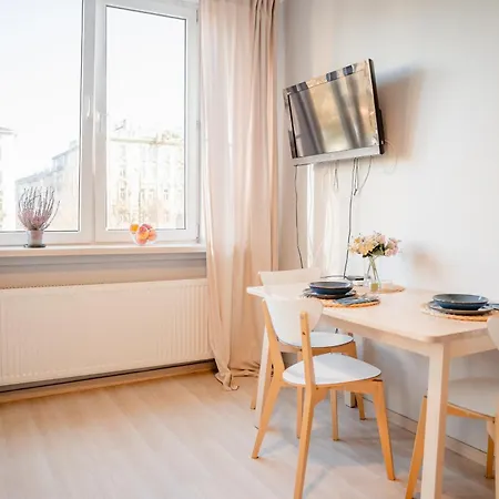Lovely Old City, Kazimierz apartment - by Hosty-2